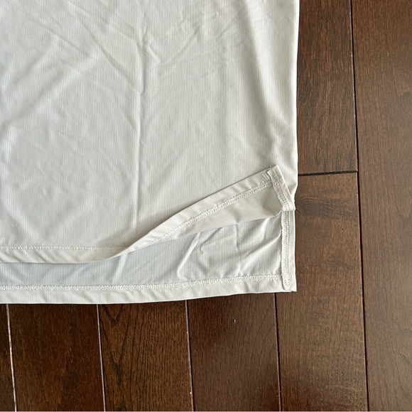 Zyia Tank - Picture 3 of 3